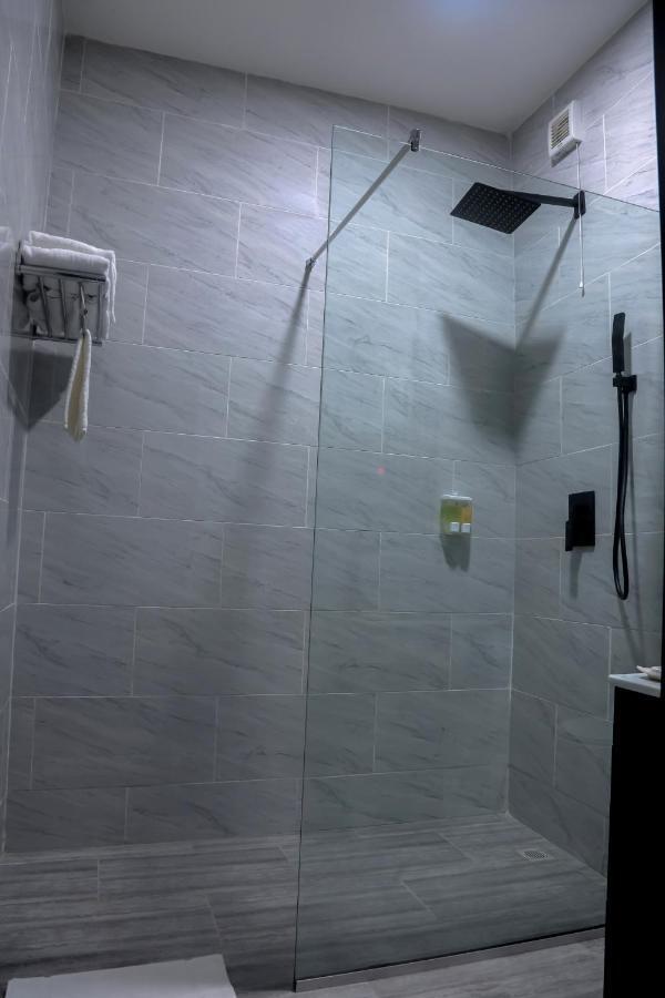 Bon Hotel Ikeja Residence Exterior foto